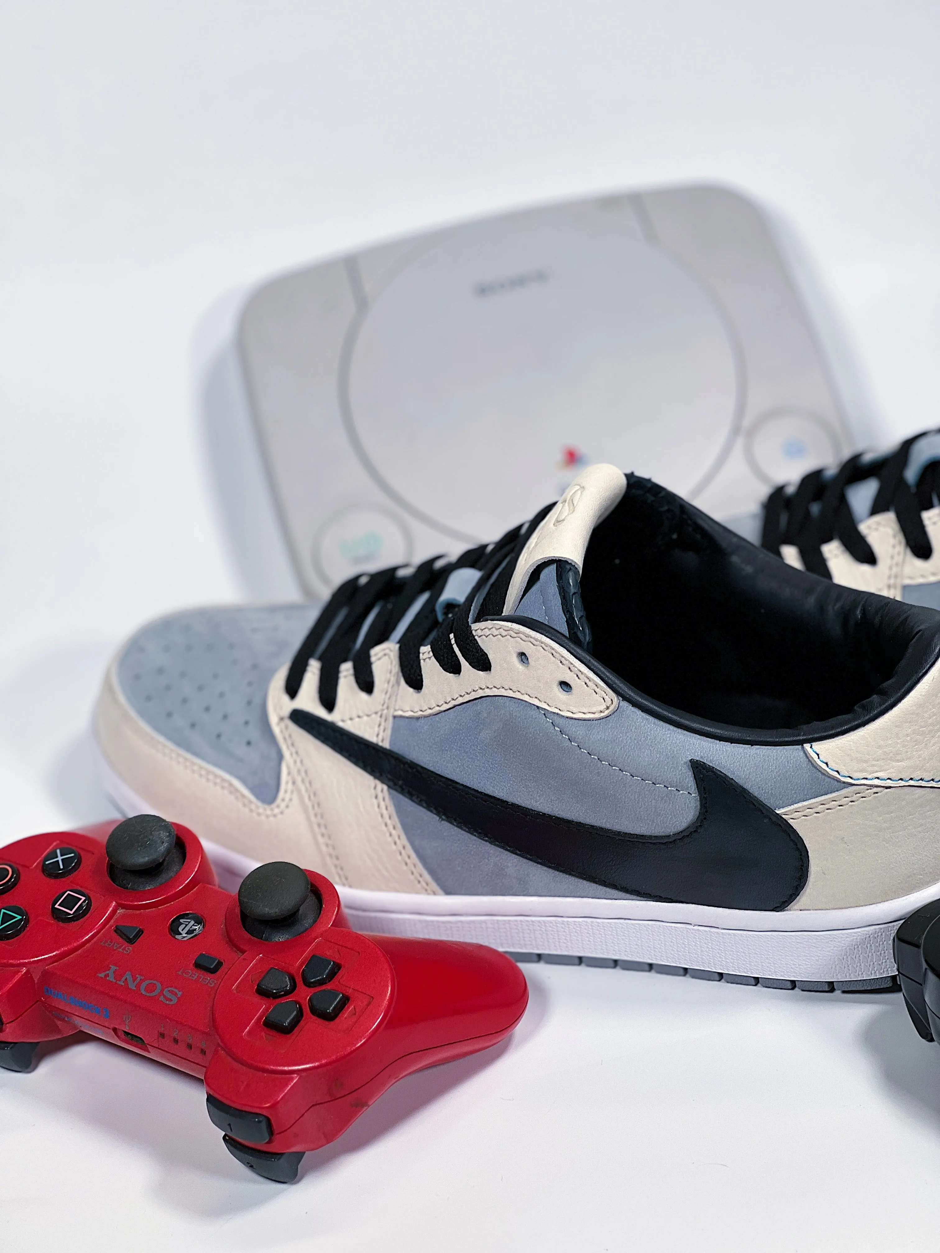 Air Jordan 1 Low Travis Scott PlayStation