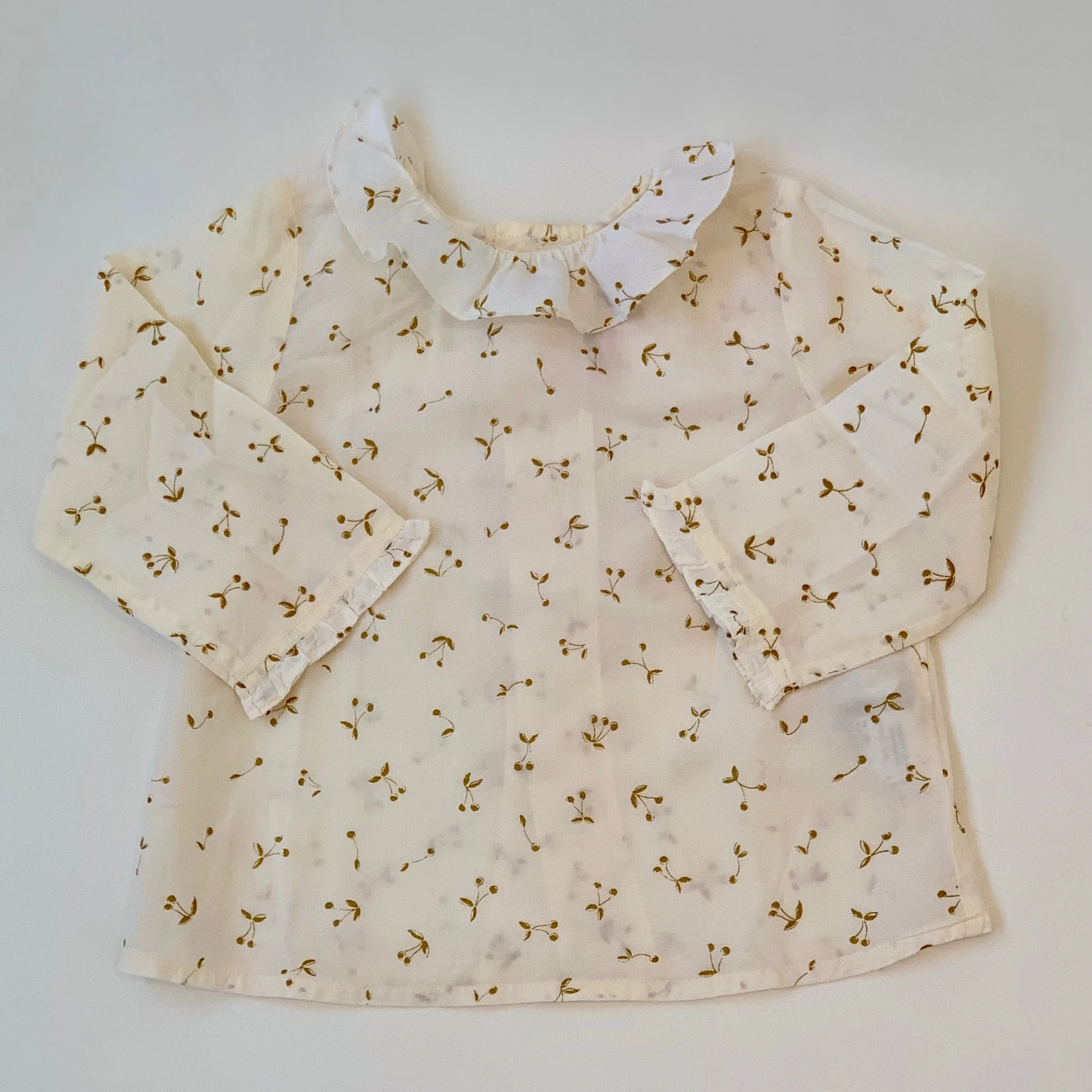 Bonpoint Cream Cotton Blouse With Gold Cherry Print : 18 Months