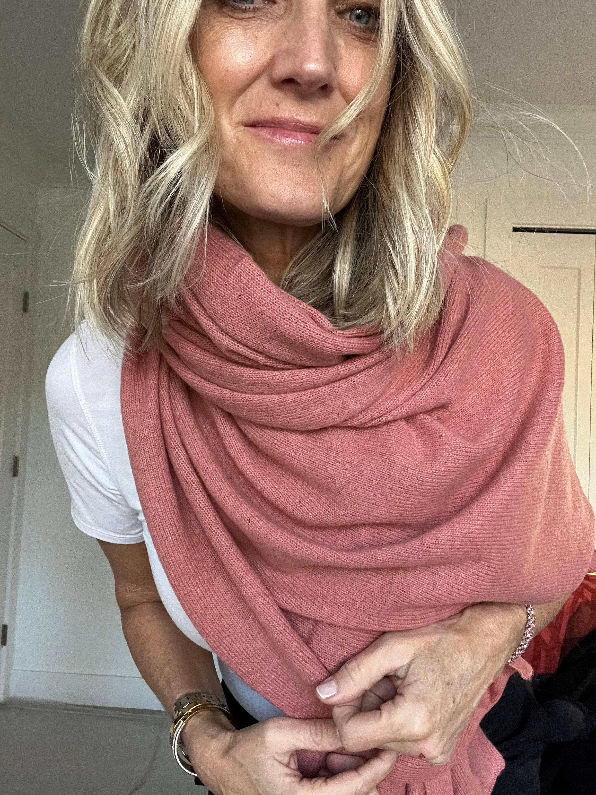 Cashmere Euro Wrap | Coral