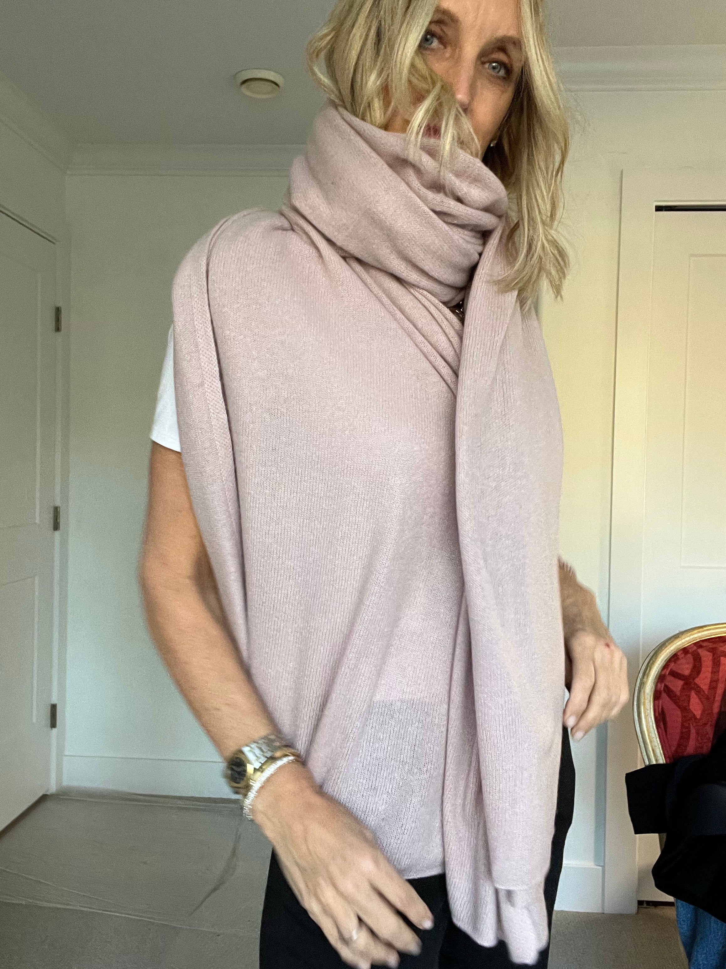 Cashmere Euro Wrap | Dusty Pink