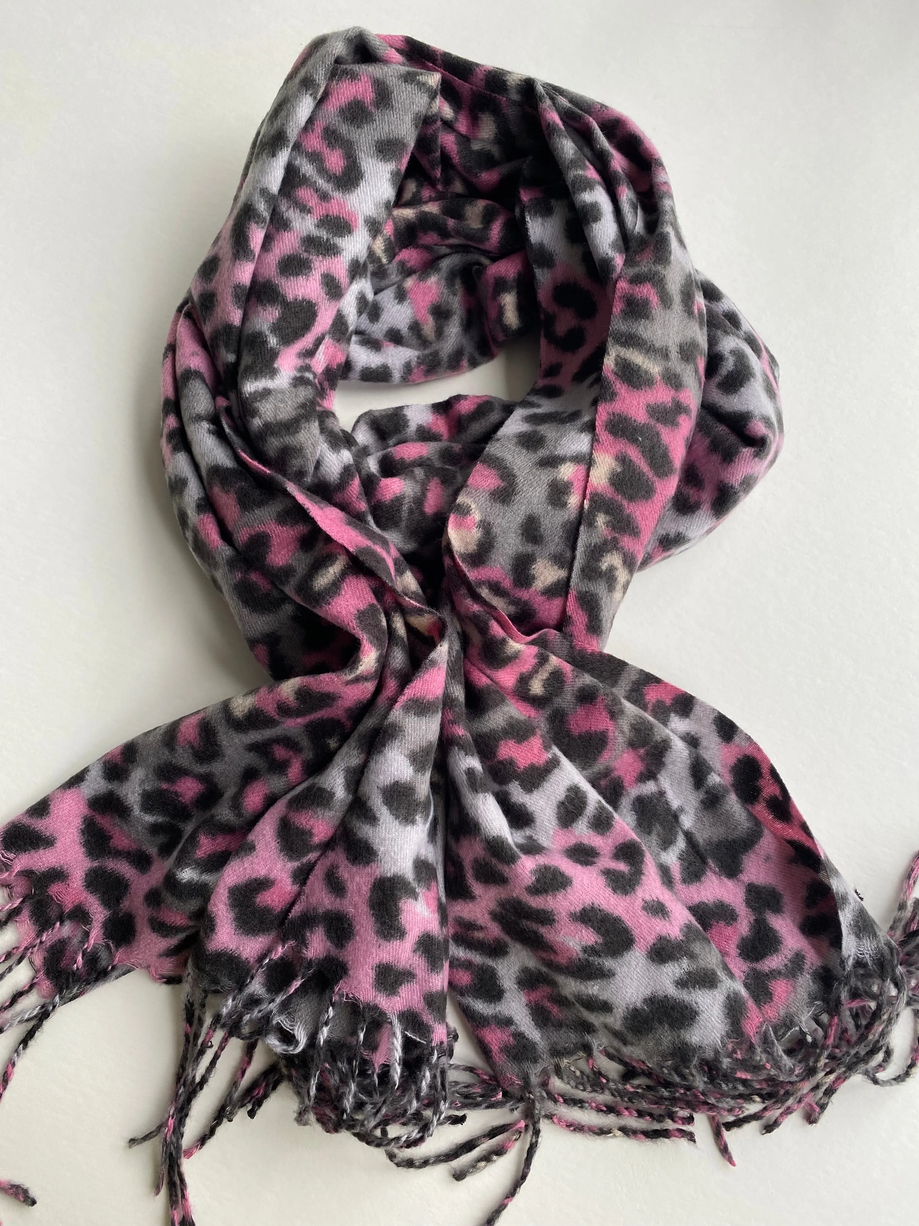 Italian Ladies Leopard Scarf