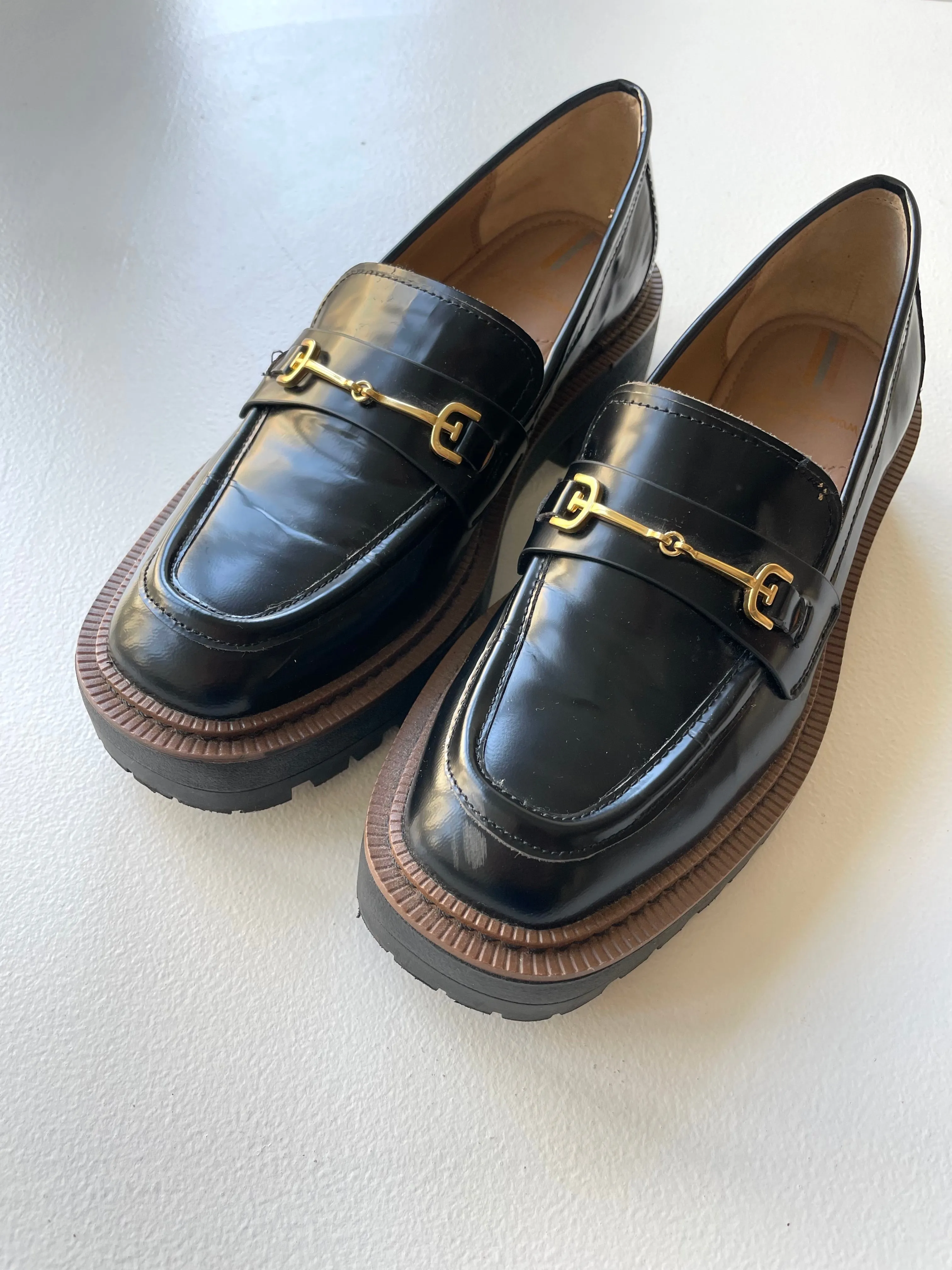 Laurs Lug Sole Loafer | 6.5