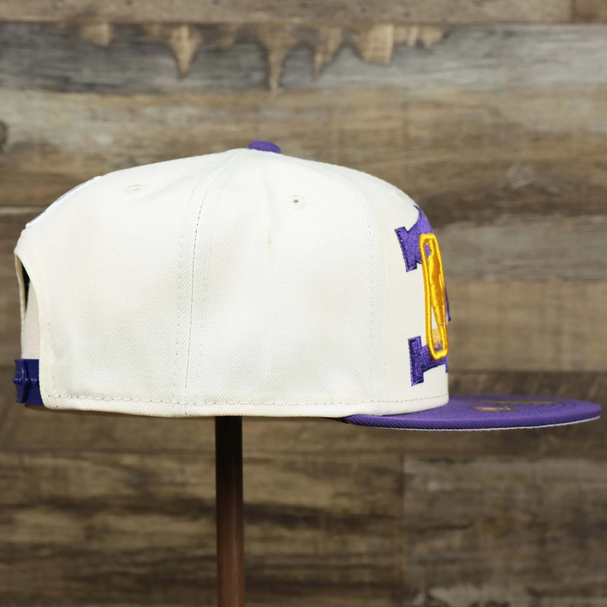 Los Angeles Lakers NBA 2022 Draft Gray Bottom 9Fifty Snapback | New Era Cream/Purple