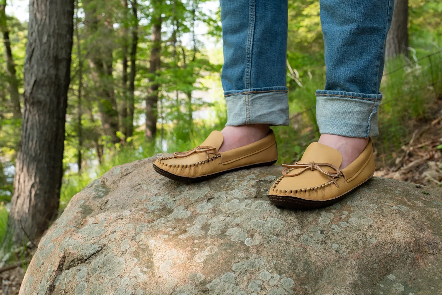 Men's Moose Hide Earthing Moccasins