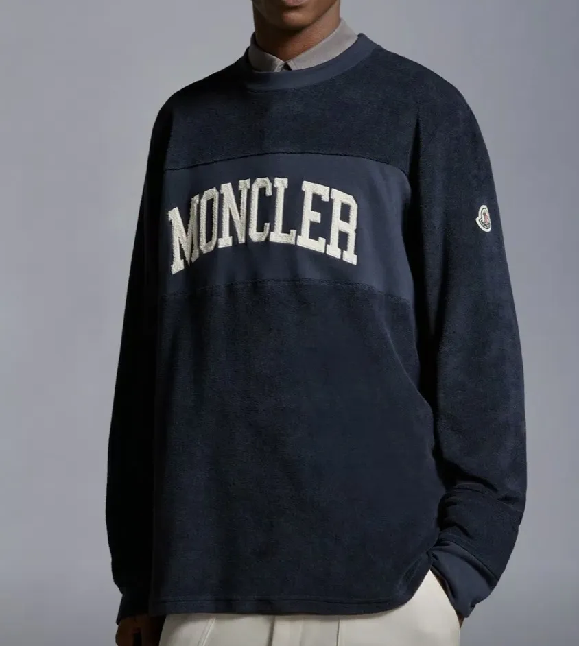 MONCLER  |Embroidered Logo Sweatshirt