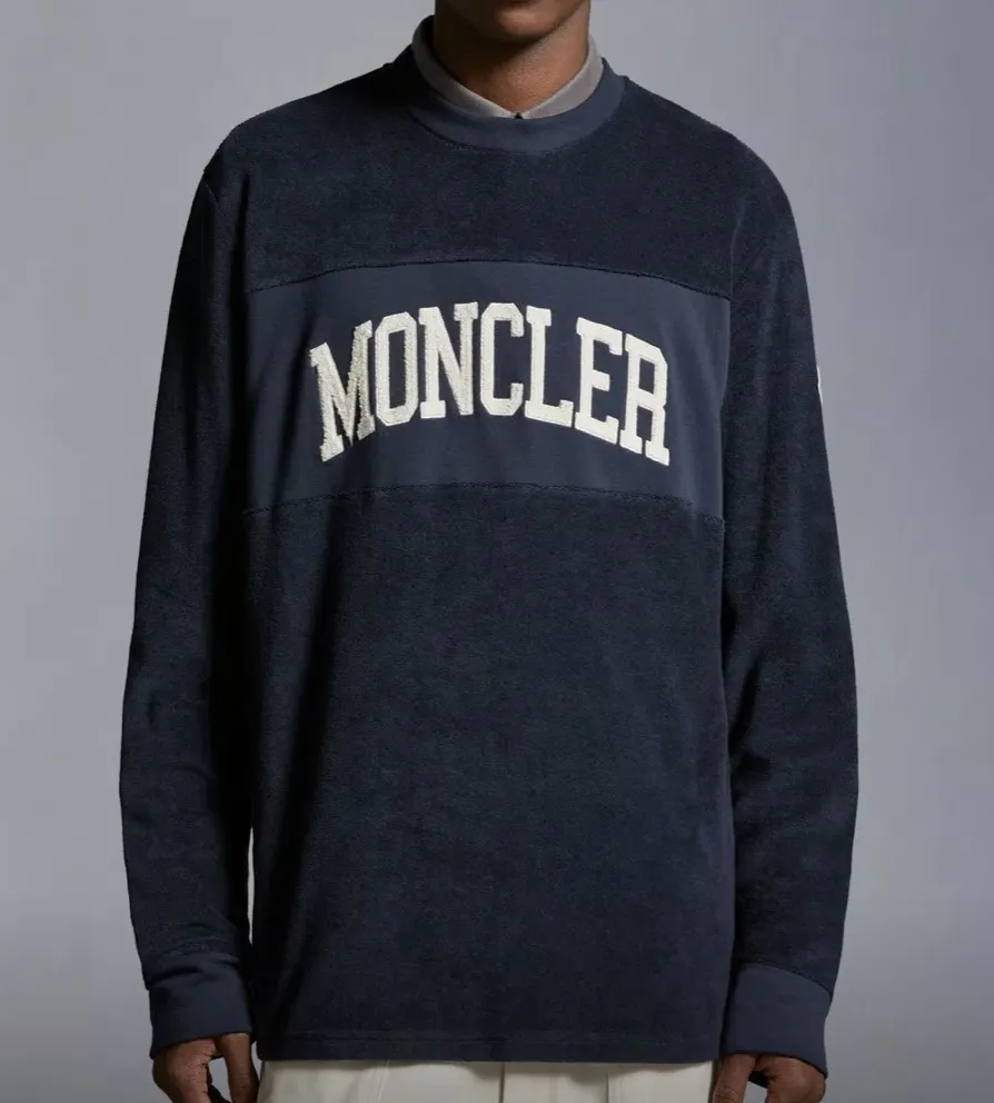 MONCLER  |Embroidered Logo Sweatshirt