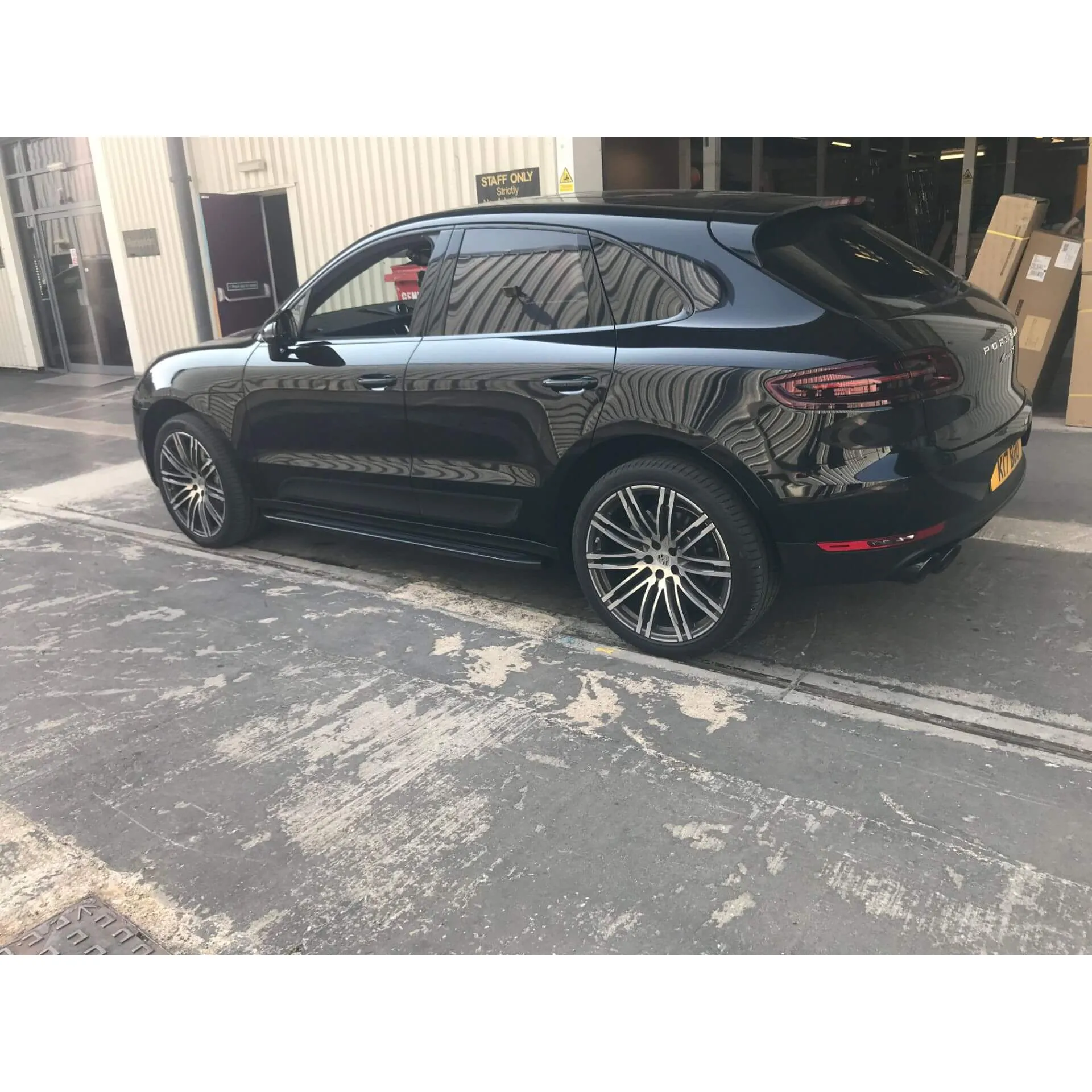 Orca Side Steps Running Boards for Porsche Macan 2014-2019 Pre-Facelift