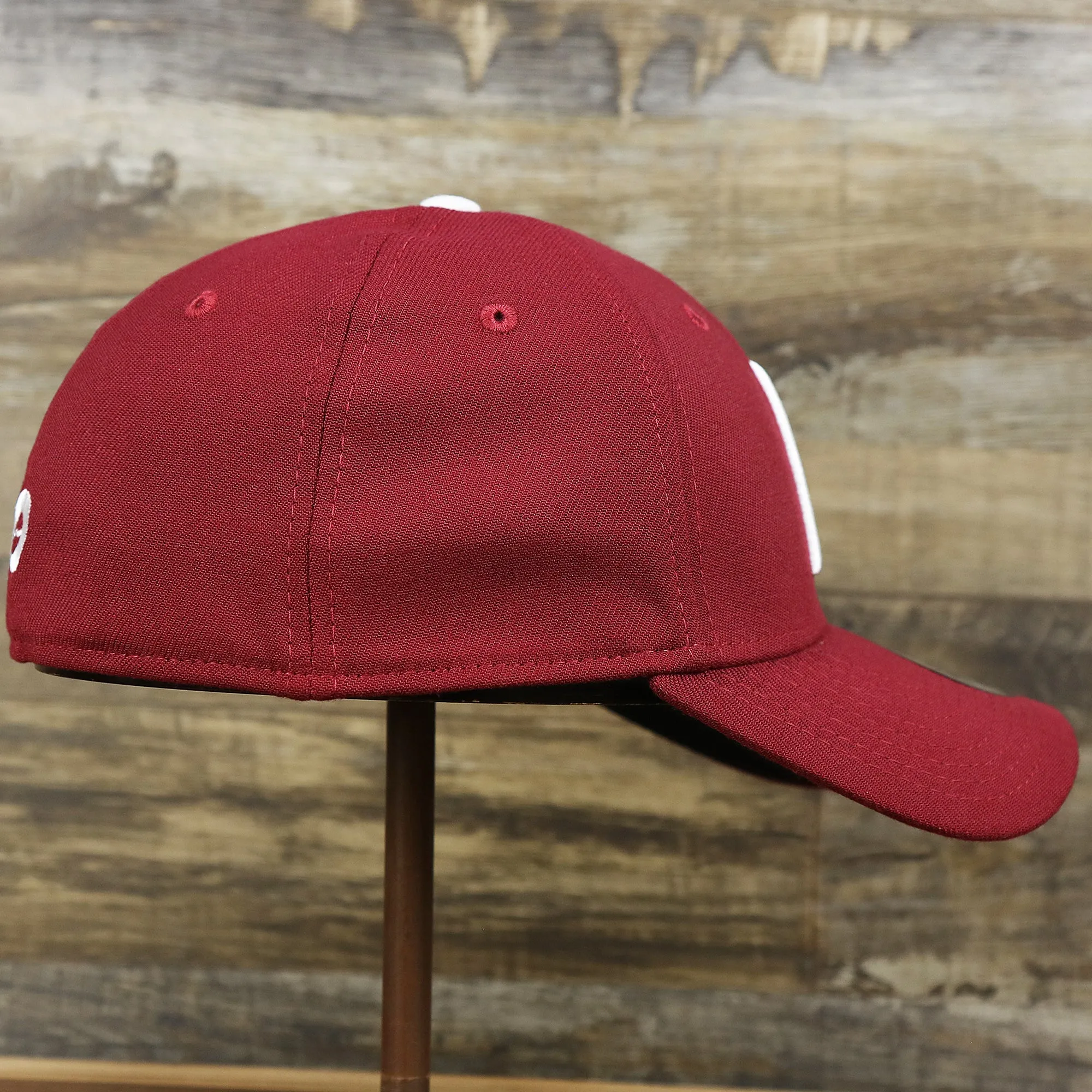 Philadelphia Phillies 1970s Cooperstown Vintage Cardinal Red New Era 39Thirty Flexfit Cap