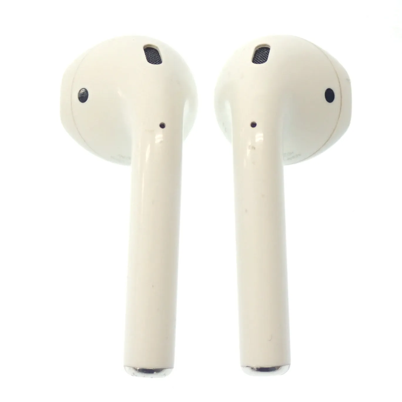 アップル AirPods 第2世代 エアポッズ ワイヤレスイヤホン A1602 EMC2862 白 Apple【AFI11】【中古】